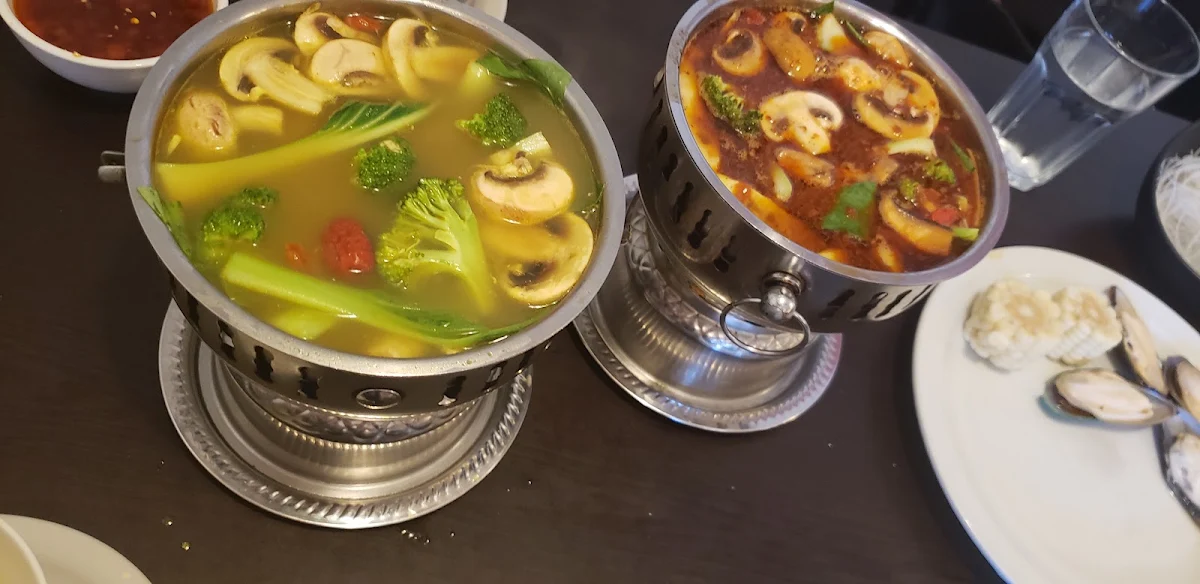 海参什锦海鲜汤底 sea food combo & sea cucumber